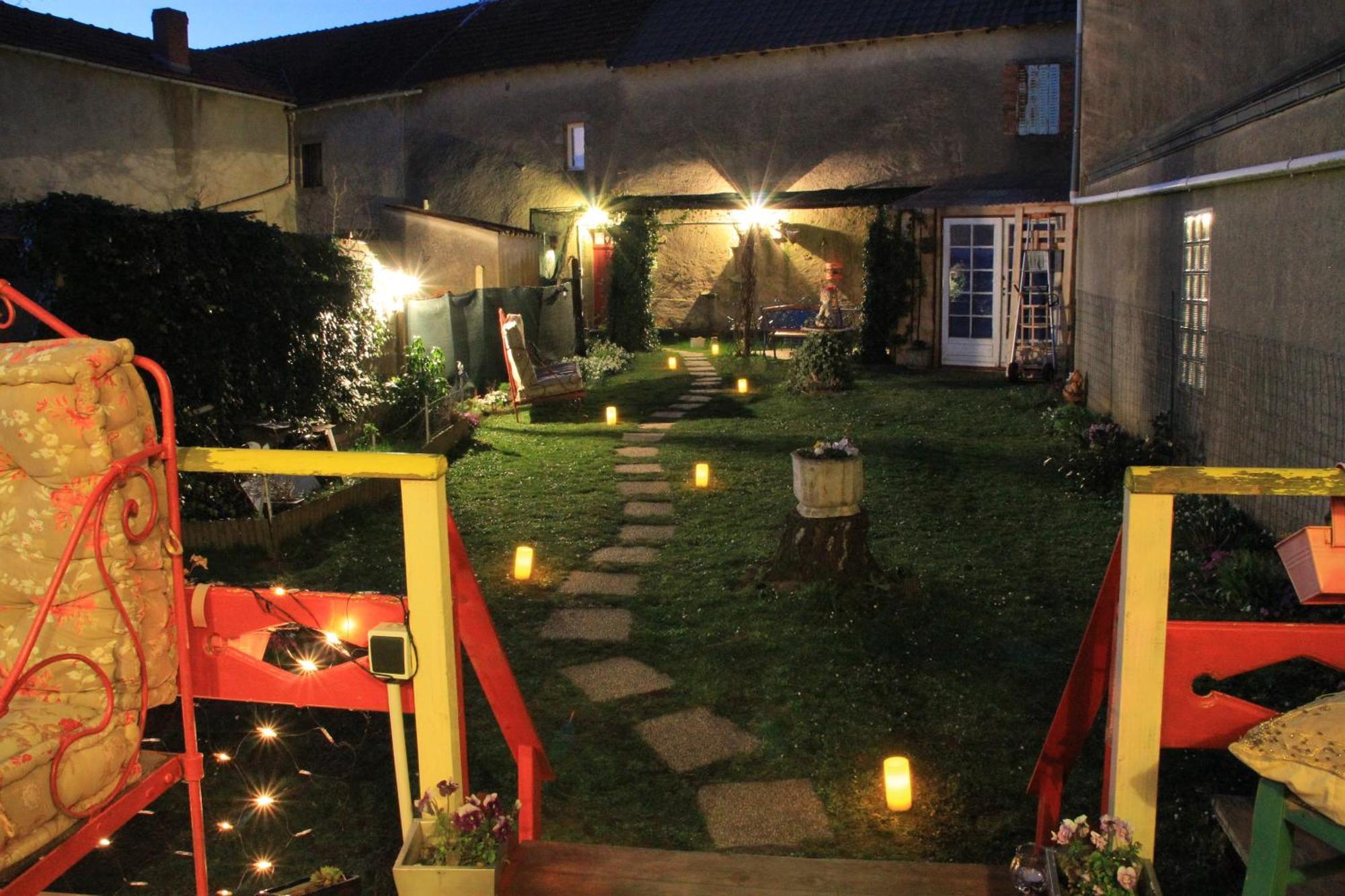 La Roulotte De Lola - Chambre D'Hotes La Celle  Exterior foto